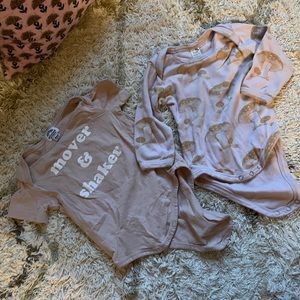 Onesie bundle 12-18 months long sleeve mushroom and short sleeve